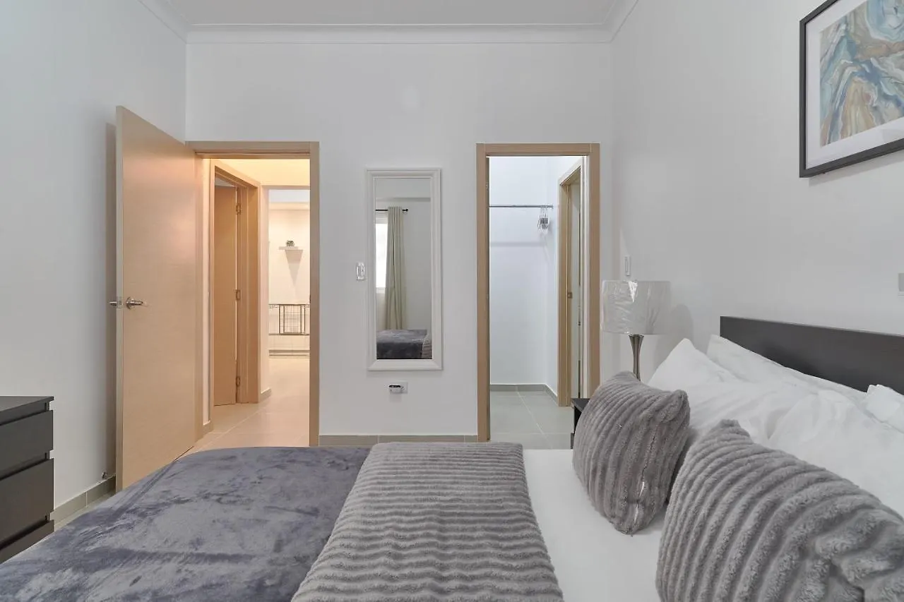 Dom. Rep. Exclusive 2 Bed Apt. Evaristo Morales Santo Domingo Apartment