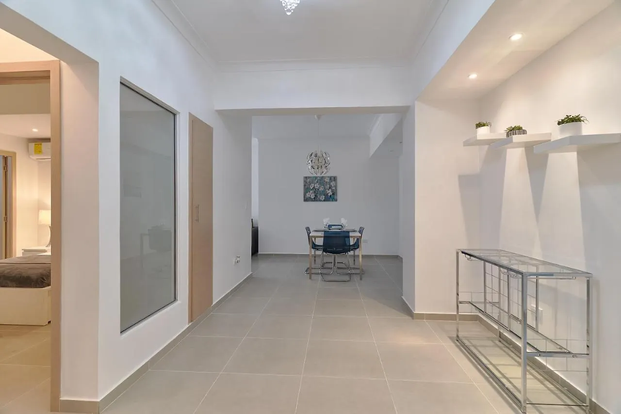 Apartment Dom. Rep. Exclusive 2 Bed Apt. Evaristo Morales Santo Domingo