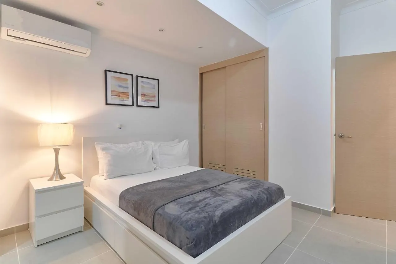 Dom. Rep. Exclusive 2 Bed Apt. Evaristo Morales Santo Domingo Apartment
