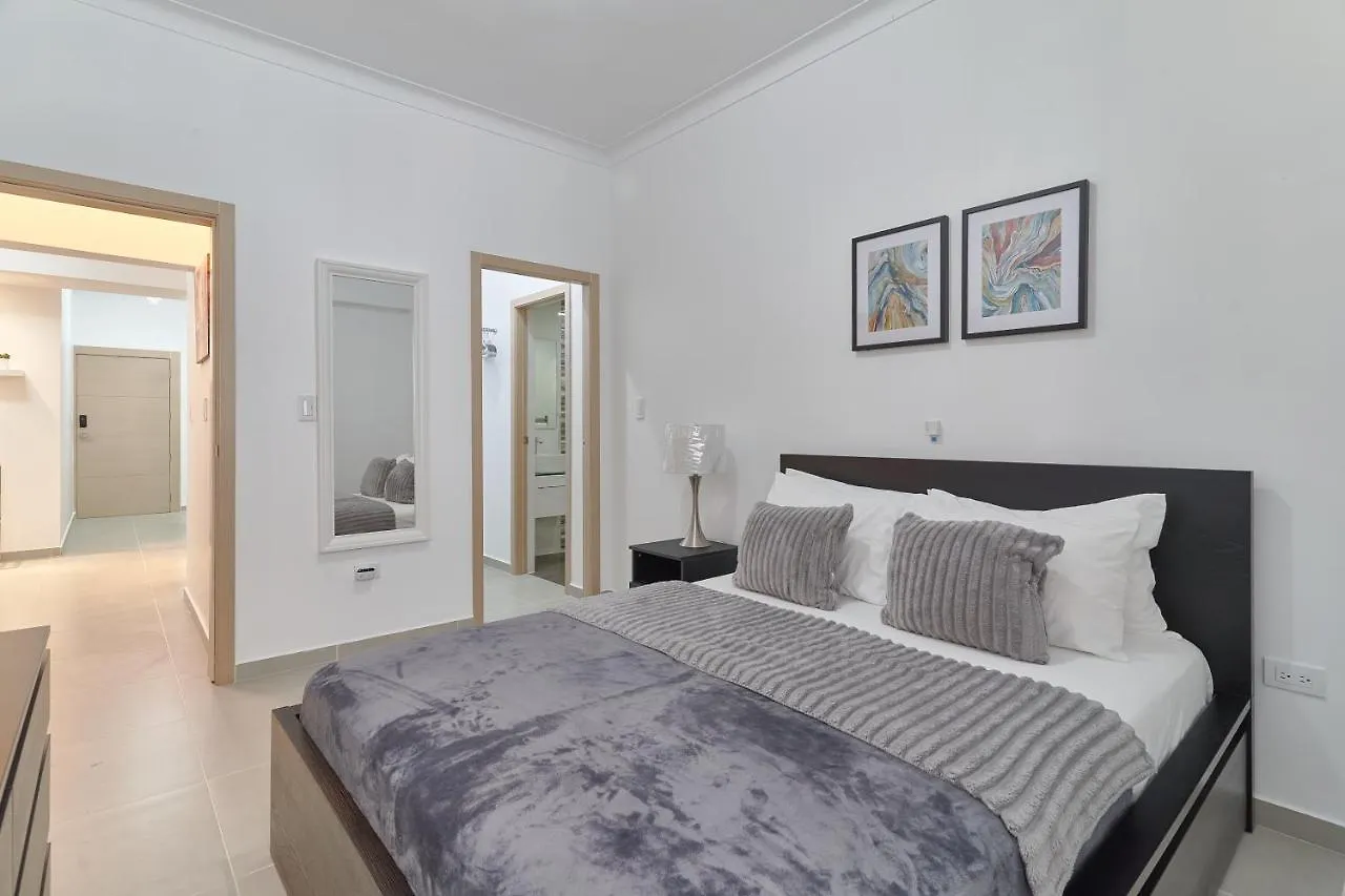 Dom. Rep. Exclusive 2 Bed Apt. Evaristo Morales Santo Domingo