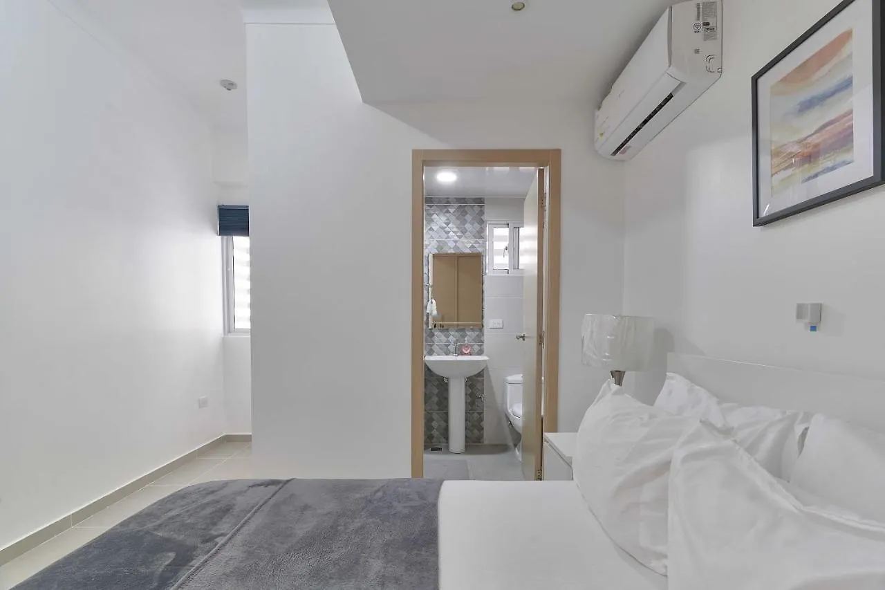 Dom. Rep. Exclusive 2 Bed Apt. Evaristo Morales Santo Domingo 0*,